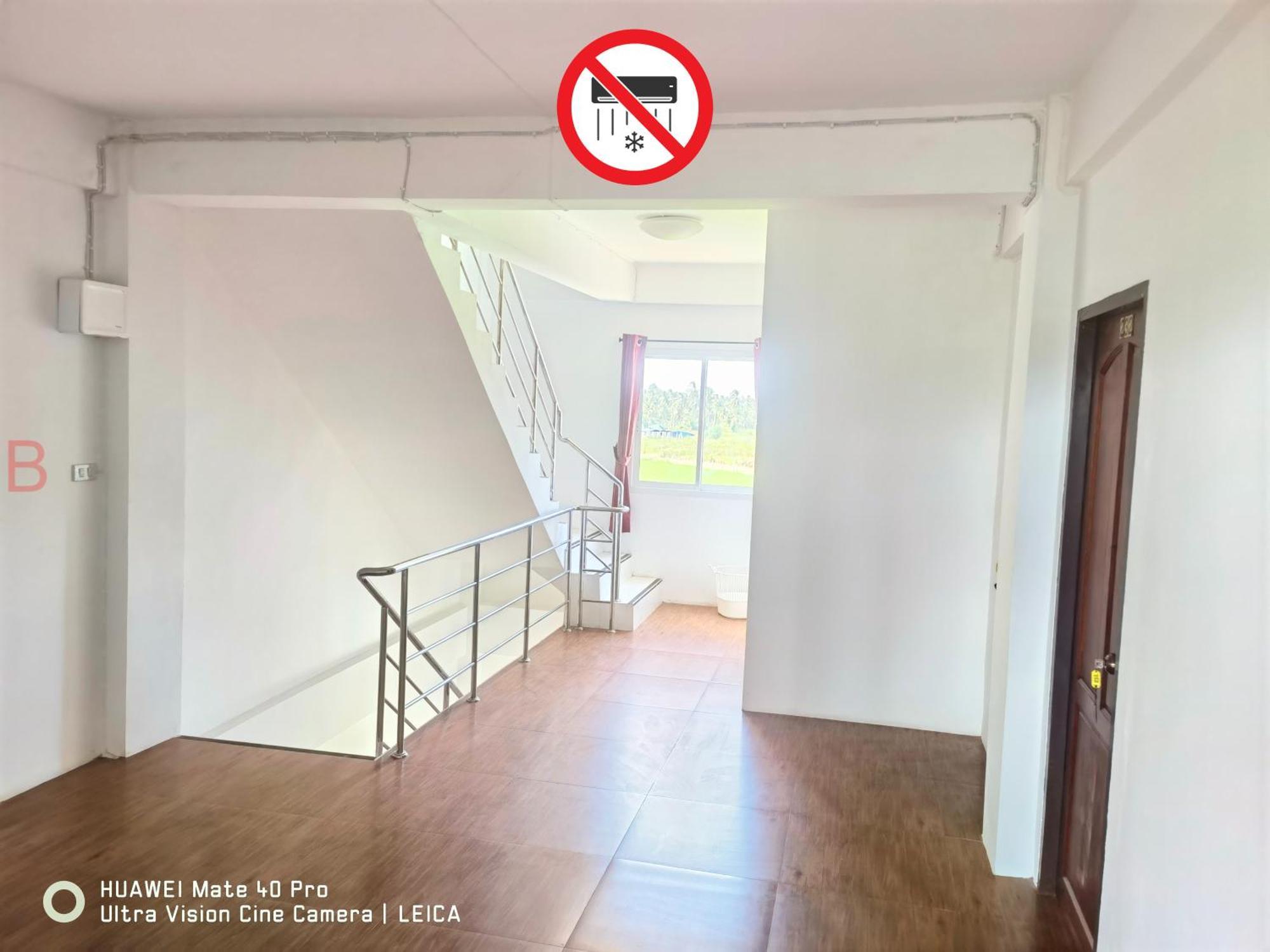 Yyk Hostel 24H Ban Khlong Krang Eksteriør billede