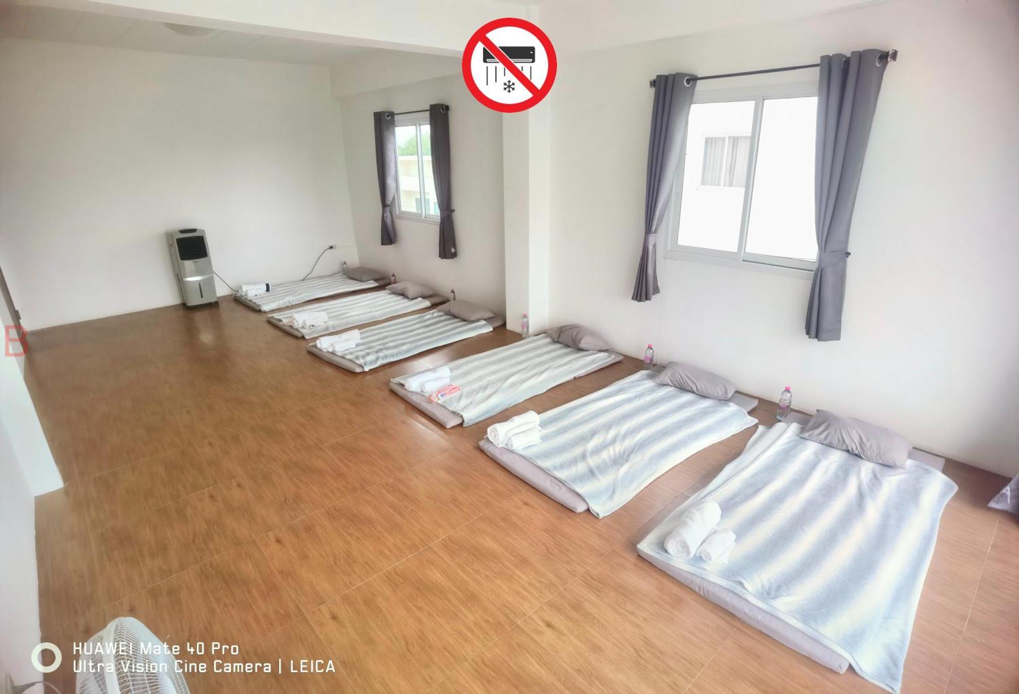 Yyk Hostel 24H Ban Khlong Krang Eksteriør billede