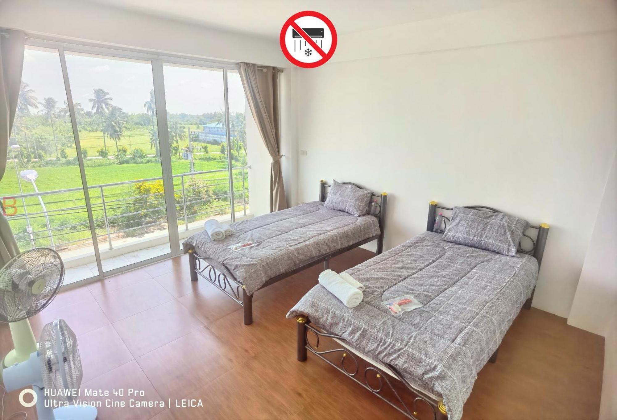 Yyk Hostel 24H Ban Khlong Krang Eksteriør billede